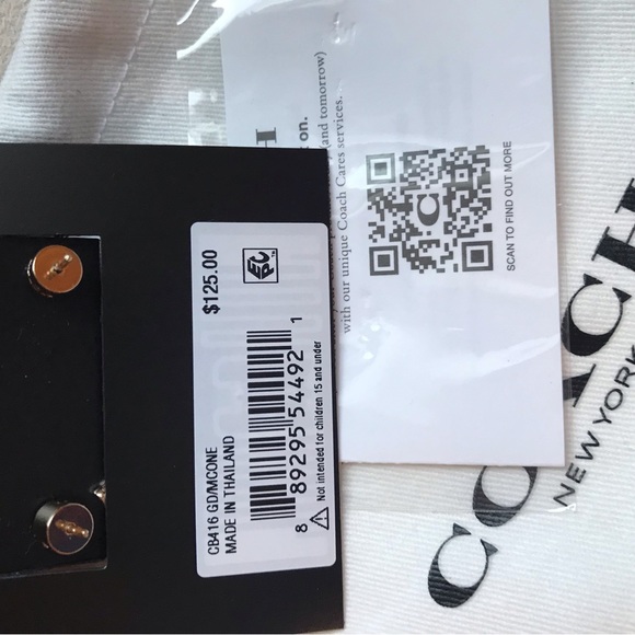 🥰 Coach Pavé Rexy Huggie Earrings - Picture 4 of 5